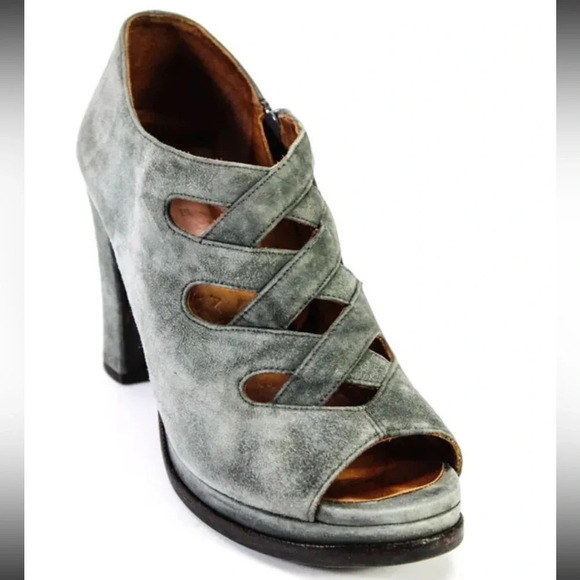 Chie Mihara Womens Suede Zip Up Platform High Heels Pumps Gray 37 7 - Picture 1 of 9